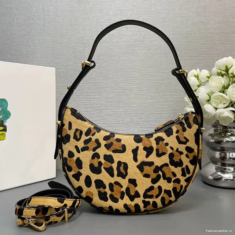 Fashionrepsfam ru 2411YA0022 Prada Bags 0615